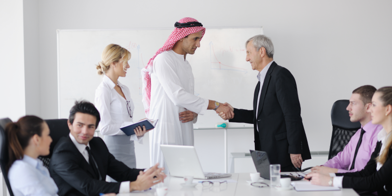Interactive property showcase tools that sell before physical viewings